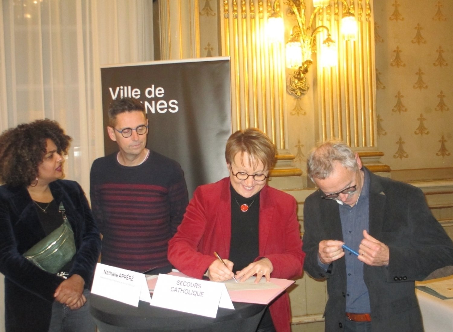 Signature convention solidarité à Rennes